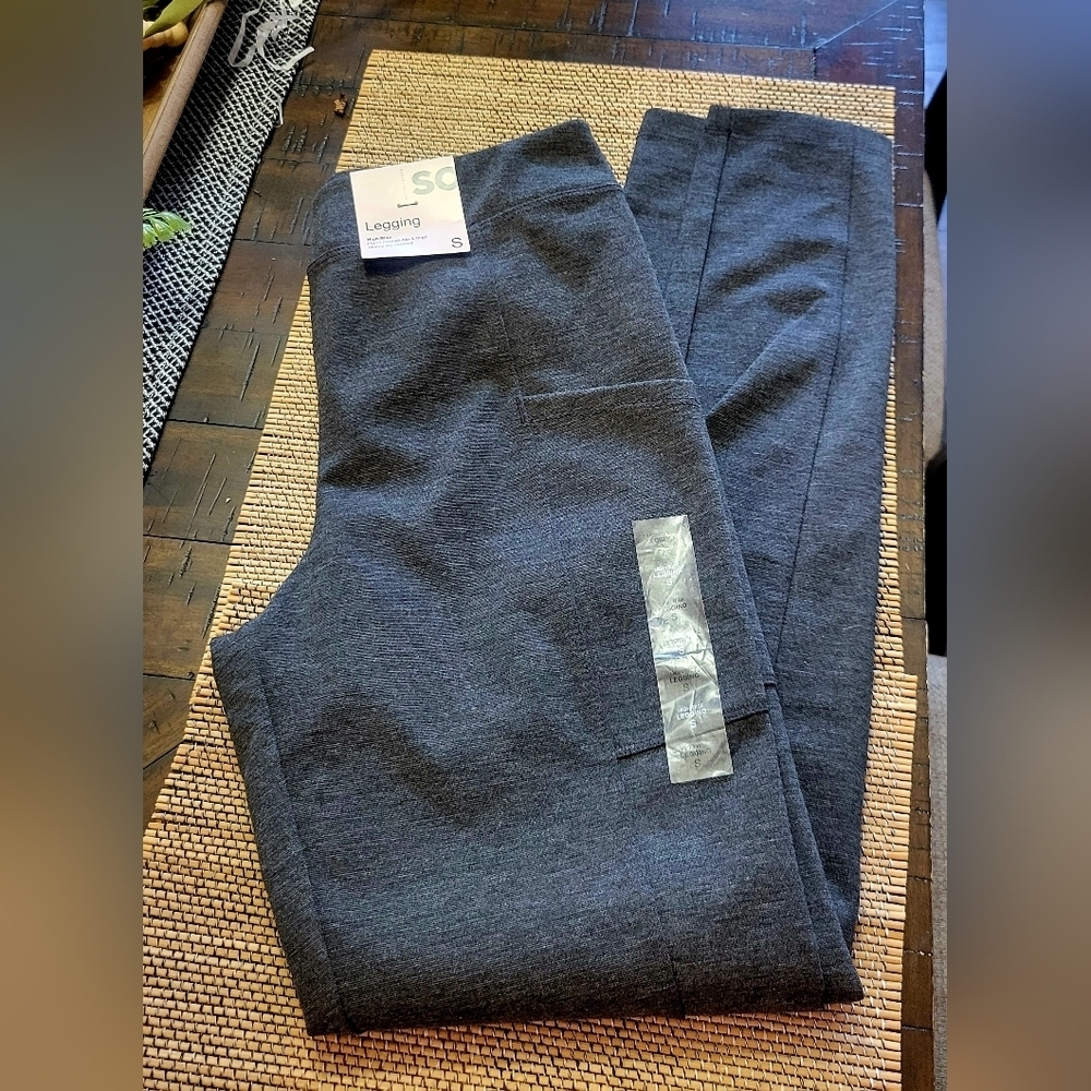 SO Goods for life leggings high rise small